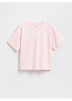 Reserved - T-shirt z nadrukiem na plecach - pastelowy róż ze sklepu Reserved w kategorii Bluzki dziewczęce - zdjęcie 184541919