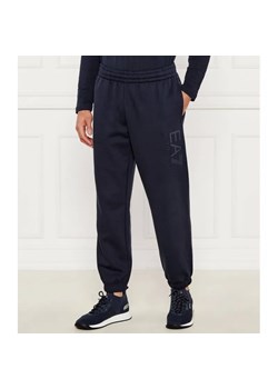 EA7 Spodnie dresowe | Modern fit ze sklepu Gomez Fashion Store w kategorii Spodnie męskie - zdjęcie 184542586