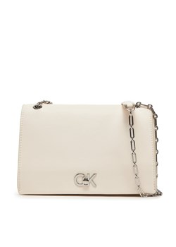 Calvin Klein Torebka K60K612810 Écru ze sklepu MODIVO w kategorii Kopertówki - zdjęcie 184544988