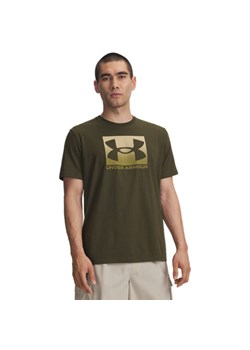 Męski t-shirt z nadrukiem Under Armour UA M Boxed Sports Updated Ss - zielony ze sklepu Sportstylestory.com w kategorii T-shirty męskie - zdjęcie 184547675