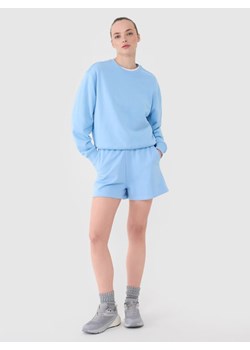 Damska bluza dresowa nierozpinana bez kaptura 4F 4FWMM00TSWSF1765 - niebieska ze sklepu Sportstylestory.com w kategorii Bluzy damskie - zdjęcie 184547825