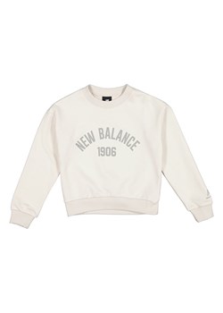 New Balance Spodnie dresowe &quot;Essentials&quot; w kolorze beżowym ze sklepu Limango Polska w kategorii Bluzy dziewczęce - zdjęcie 184548769