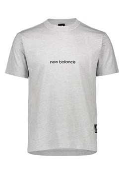 New Balance Koszulka &quot;Literature&quot; w kolorze szarym ze sklepu Limango Polska w kategorii T-shirty męskie - zdjęcie 184548829
