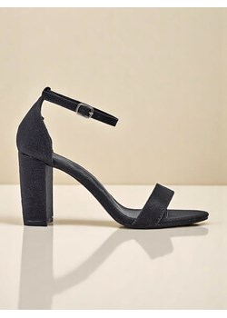 Royalfashion Błyszczące damskie sandały Stella Glam ze sklepu royalfashion.pl w kategorii Sandały damskie - zdjęcie 184549408