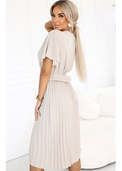 Plisowana sukienka midi z kopertowym dekoltem 607-1 Lyra, Kolor beżowy, Rozmiar one size, NUMOCO BASIC ze sklepu Primodo w kategorii Sukienki - zdjęcie 184552166