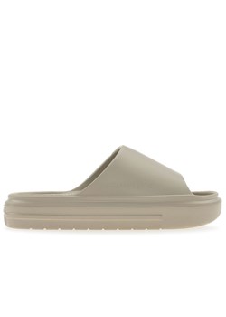 Klapki damskie Converse Essential Slide A12175C - beżowe ze sklepu streetstyle24.pl w kategorii Klapki damskie - zdjęcie 184553339