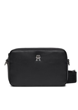 Tommy Hilfiger Torebka Th Essential Sc Camera Bag AW0AW15724 Czarny - id: 8720645812487 - marki Tommy Hilfiger - 184560737 Tommy Hilfiger Torebka Th Essential Sc Camera Bag AW0AW15724 Czarny ze sklepu MODIVO w kategorii Listonoszki - zdjęcie 184560737