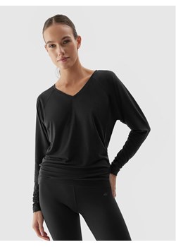 4F Koszulka techniczna 4FAW23TFLOF153 Szary Slim Fit ze sklepu MODIVO w kategorii Bluzki damskie - zdjęcie 184560756