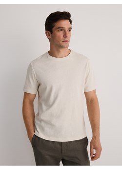 Reserved - T-shirt regular z lnem - beżowy ze sklepu Reserved w kategorii T-shirty męskie - zdjęcie 184564785