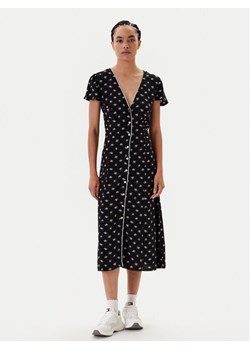 Tommy Jeans Sukienka codzienna DW0DW20884 Czarny Regular Fit ze sklepu MODIVO w kategorii Sukienki - zdjęcie 184565115