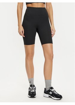 Girlfriend Collective Szorty sportowe 4035 Czarny Slim Fit ze sklepu MODIVO w kategorii Szorty - zdjęcie 184565127