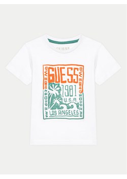 Guess T-Shirt N5GI16 K8HM4 Biały Regular Fit ze sklepu MODIVO w kategorii T-shirty chłopięce - zdjęcie 184565145