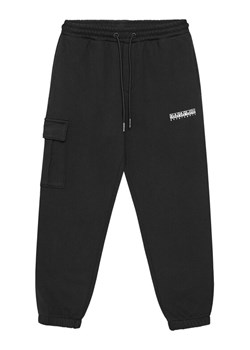 Napapijri Spodnie dresowe M-Inot NP0A891G M Czarny Regular Fit ze sklepu MODIVO w kategorii Spodnie chłopięce - zdjęcie 184565178