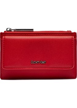 Calvin Klein Portfel ze sklepu Gomez Fashion Store w kategorii Portfele damskie - zdjęcie 184570345