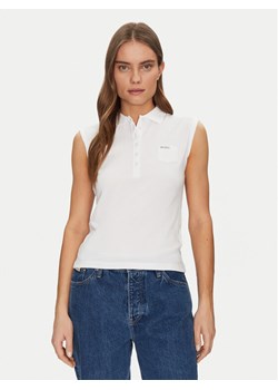 Guess Jeans Polo W5GP24 KCYR1 Biały Regular Fit ze sklepu MODIVO w kategorii Bluzki damskie - zdjęcie 184575405
