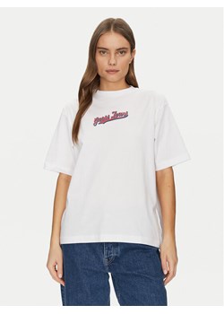 Guess Jeans T-Shirt W5GI29 K8HM0 Biały Regular Fit ze sklepu MODIVO w kategorii Bluzki damskie - zdjęcie 184575408