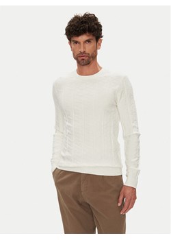 Guess Sweter M5YR07 Z3FC2 Biały Regular Fit ze sklepu MODIVO w kategorii Swetry męskie - zdjęcie 184584865