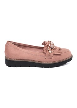 Seastar Różowe zamszowe mokasyny z ozdobnymi kryształkami - id: 228635 - marki Seastar - 184585139 Seastar Różowe zamszowe mokasyny z ozdobnymi kryształkami ze sklepu ButyModne.pl w kategorii Mokasyny damskie - zdjęcie 184585139
