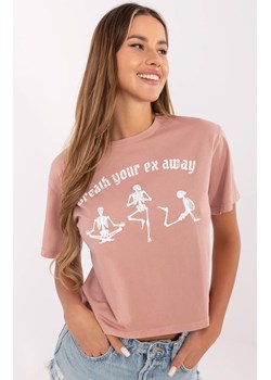 Bawełniany t-shirt damski różowy 157-TS-0086.60P, Kolor ciemny różowy, Rozmiar S, Rue Paris ze sklepu Primodo w kategorii Bluzki damskie - zdjęcie 184585458