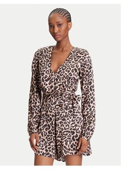 Guess Kombinezon W5YD09 WHCM0 Brązowy Regular Fit ze sklepu MODIVO w kategorii Kombinezony damskie - zdjęcie 184588545
