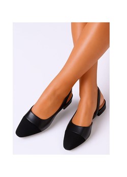 Czarne płaskie sandały z krytymi noskami /E4-2 17929 W038/ ze sklepu Pantofelek24.pl w kategorii Balerinki - zdjęcie 184596669