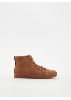 Reserved - Ocieplane sneakersy za kostkę - brązowy ze sklepu Reserved w kategorii Trampki dziecięce - zdjęcie 184598617