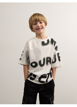 Reserved - T-shirt oversize - złamana biel ze sklepu Reserved w kategorii T-shirty chłopięce - zdjęcie 184601009