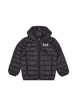 EA7 Emporio Armani Kurtka puchowa 7B000035AF12477 Czarny Regular Fit ze sklepu MODIVO w kategorii Kurtki chłopięce - zdjęcie 184605145