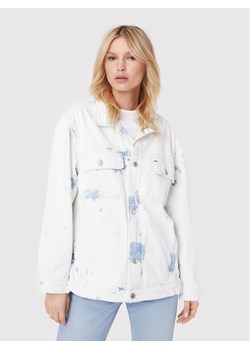 Tommy Jeans Kurtka jeansowa Tjw DW0DW12415 Biały Oversize ze sklepu MODIVO w kategorii Kurtki damskie - zdjęcie 184608246