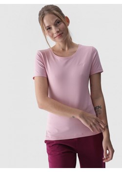 Damski t-shirt basic 4F 4FWMM00TTSHF1845 - różowy ze sklepu Sportstylestory.com w kategorii Bluzki damskie - zdjęcie 184610627
