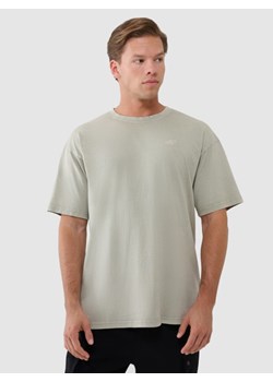 Męski tshirt oversize 4F 4FWSS25TTSHM1961 - oliwkowy ze sklepu Sportstylestory.com w kategorii T-shirty męskie - zdjęcie 184610808