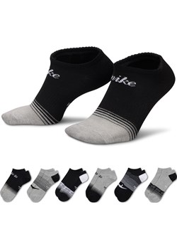 Lekkie stopki Nike Everyday (6 par) - Wielokolorowe ze sklepu Nike poland w kategorii Skarpetki damskie - zdjęcie 184611289