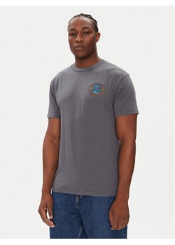 DC T-Shirt ADYZT05458 Szary Heritage Fit ze sklepu MODIVO w kategorii T-shirty męskie - zdjęcie 184615067
