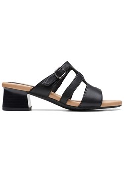 Clarks Skórzane klapki &quot;Desirae Palm&quot; w kolorze czarnym ze sklepu Limango Polska w kategorii Klapki damskie - zdjęcie 184628868