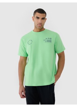 Męski t-shirt oversize z nadrukiem 4F 4FRSS25TTSHM2691 - zielony ze sklepu Sportstylestory.com w kategorii T-shirty męskie - zdjęcie 184631429