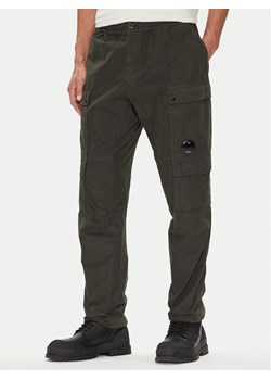 C.P. Company Spodnie materiałowe 19CMPA173A110324G Szary Regular Fit ze sklepu MODIVO w kategorii Spodnie męskie - zdjęcie 184632548