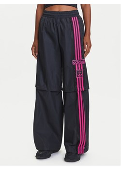 adidas Spodnie dresowe Adibreak JD0088 Czarny Regular Fit ze sklepu MODIVO w kategorii Spodnie damskie - zdjęcie 184635196