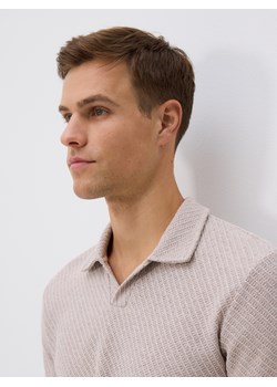 Reserved - Strukturalne polo comfort fit - beżowy ze sklepu Reserved w kategorii T-shirty męskie - zdjęcie 184635887