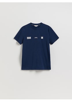 Reserved - T-shirt regular z nadrukiem - granatowy ze sklepu Reserved w kategorii T-shirty męskie - zdjęcie 184647296