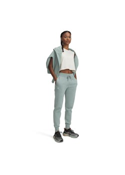 Damskie spodnie dresowe Under Armour UA Rival Fleece Jogger - zielone ze sklepu Sportstylestory.com w kategorii Spodnie damskie - zdjęcie 184648127