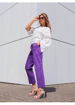 Bawełniane spodnie wizytowe damskie fioletowe EyeForFashion ze sklepu Eye For Fashion w kategorii Spodnie damskie - zdjęcie 184669195