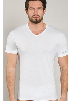 Kappa koszulka męska w serek z krótkim rękawem biała K1315, Kolor biały, Rozmiar S, Kappa ze sklepu Primodo w kategorii T-shirty męskie - zdjęcie 184670938