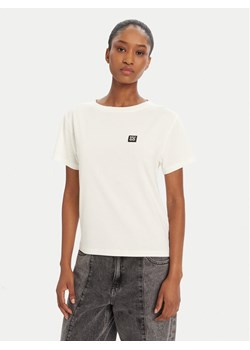 HUGO T-Shirt 50534300 Écru Regular Fit ze sklepu MODIVO w kategorii Bluzki damskie - zdjęcie 184672797