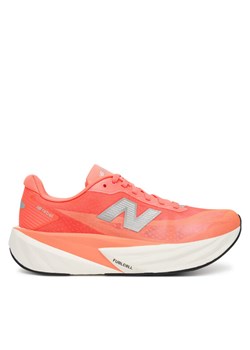 Buty do biegania New Balance FuelCell Rebel v5 WFCXL5A Czerwony ze sklepu eobuwie.pl w kategorii Buty sportowe damskie - zdjęcie 184681479