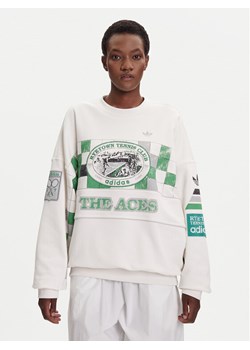 adidas Bluza Archive Court JW0149 Biały Oversize ze sklepu MODIVO w kategorii Bluzy damskie - zdjęcie 184681845
