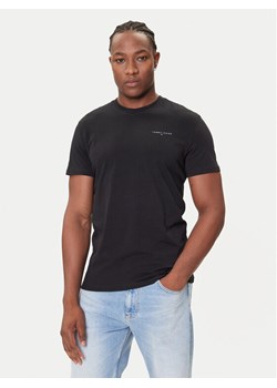 Tommy Jeans T-Shirt Linear Chest DM0DM21780 Czarny Slim Fit ze sklepu MODIVO w kategorii T-shirty męskie - zdjęcie 184681866