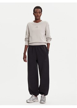 adidas Bluza ALL SZN French Terry JV9816 Beżowy Regular Fit ze sklepu MODIVO w kategorii Bluzy damskie - zdjęcie 184681886