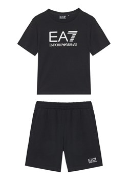 EA7 Emporio Armani Komplet t-shirt i spodenki 7B000043 AF10378 UC001 Czarny Regular Fit ze sklepu MODIVO w kategorii Komplety chłopięce - zdjęcie 184691028