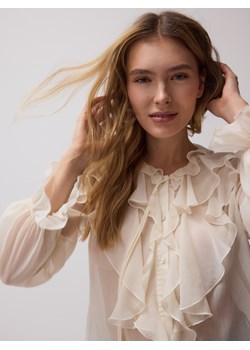 Reserved - Koszula z efektownymi falbanami - złamana biel ze sklepu Reserved w kategorii Bluzki damskie - zdjęcie 184693359