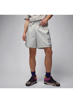Krótkie bojówki męskie Jordan Brooklyn - Szary ze sklepu Nike poland w kategorii Spodenki męskie - zdjęcie 184704227